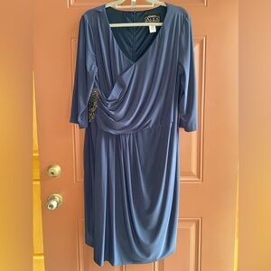 NWOT Women’s Alex Evenings Dress Size 16 Steel Blue